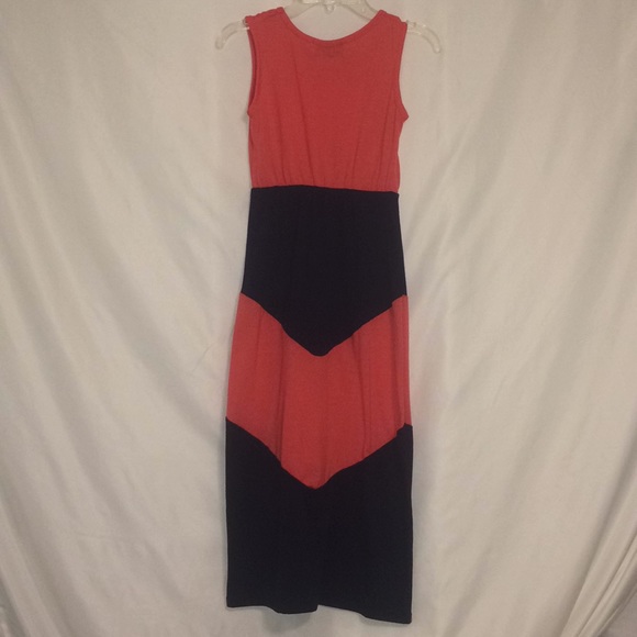 Navy and Coral Dress - Picture 4 of 4